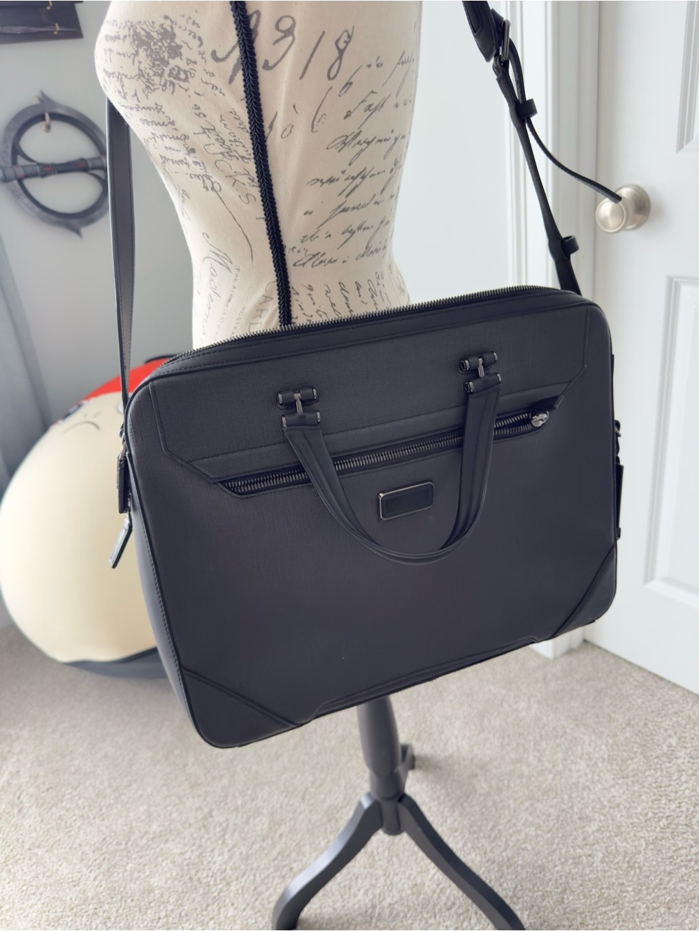 Tumi Men's Black Briefcase Shoulder Bag